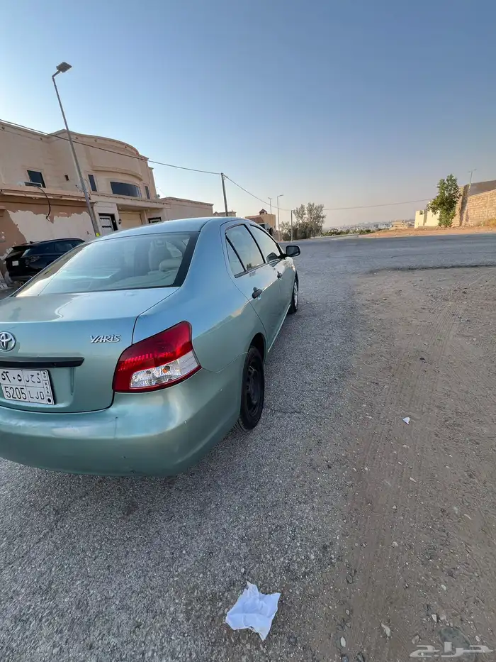 تويوتا يارس 2012 مانول 8