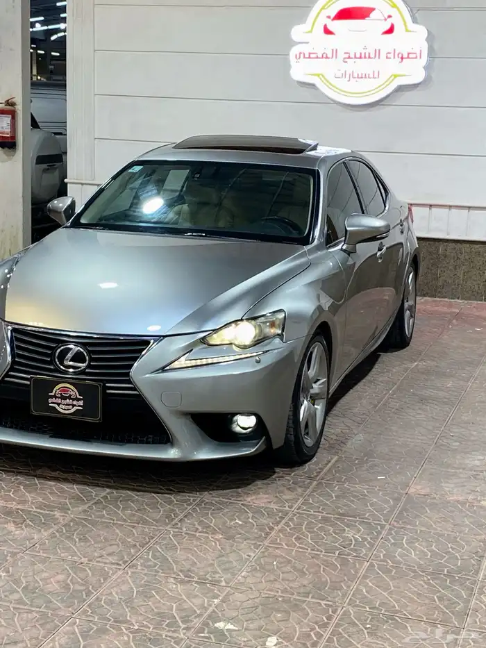 لكزس is350 3