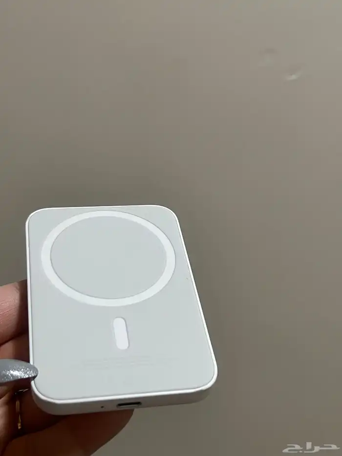 شاحن ايفون متنقل 1