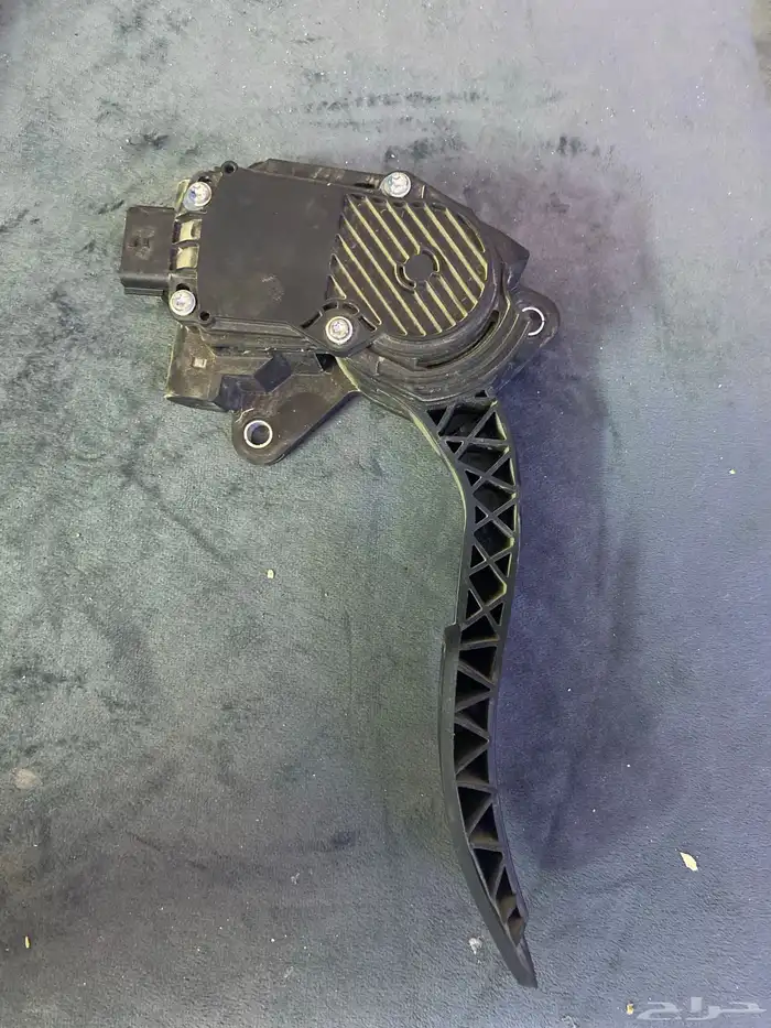 التيما نيسان 2010 0