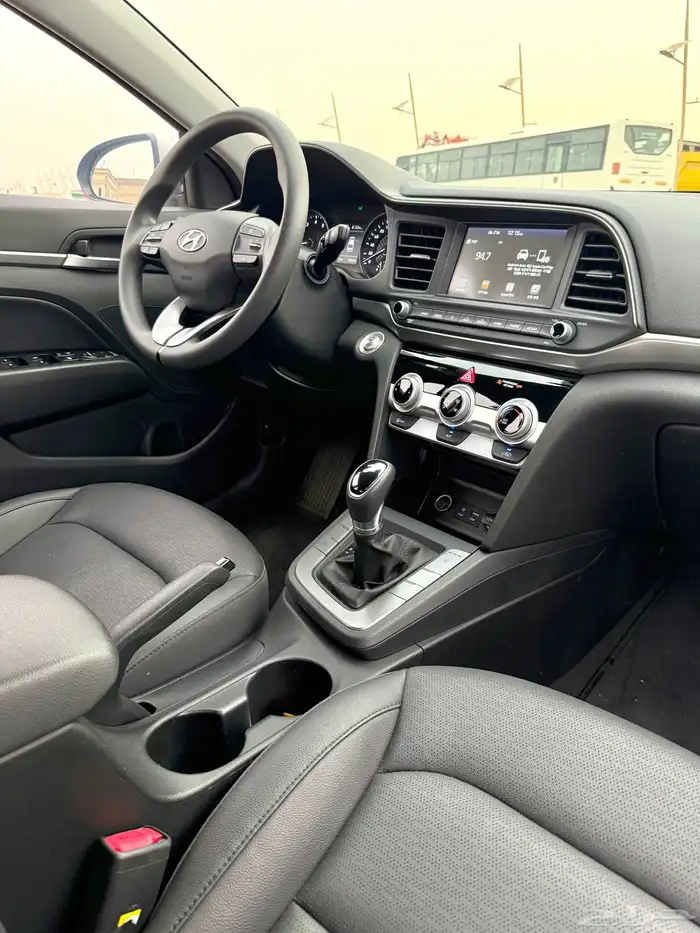 النترا 2020 اعلا مواصفات بدون فتحه ماشيه 49 وكاله للبيع 10