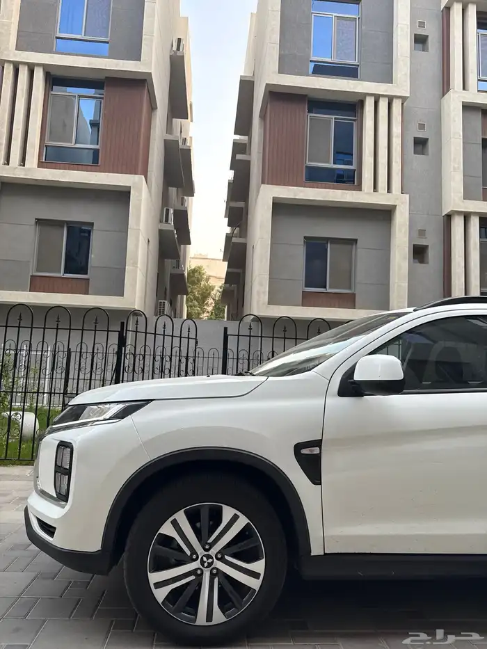 ميتسوبيشي ASX 2022 فل كامل 10