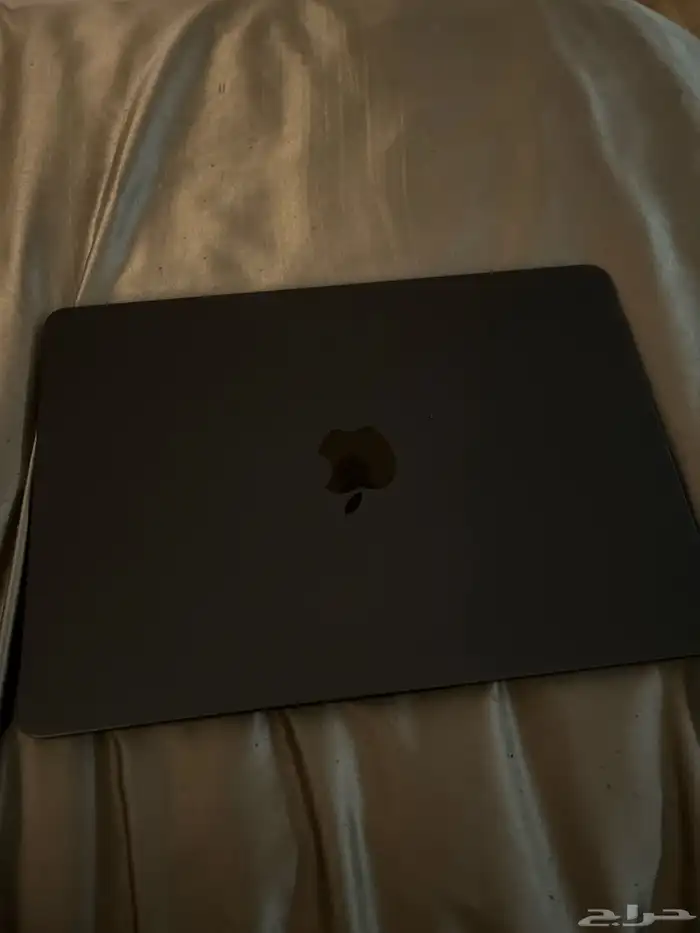 MacBook Air M3 2024 1