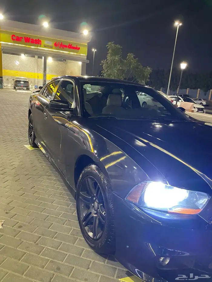 دوج تشارجر 2011 11