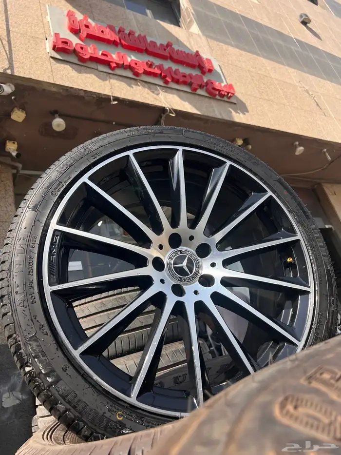 جنوط وكفرات مرسدس اصلي وكاله مقاس 20معا كفرات صيني تاريخ 25 1