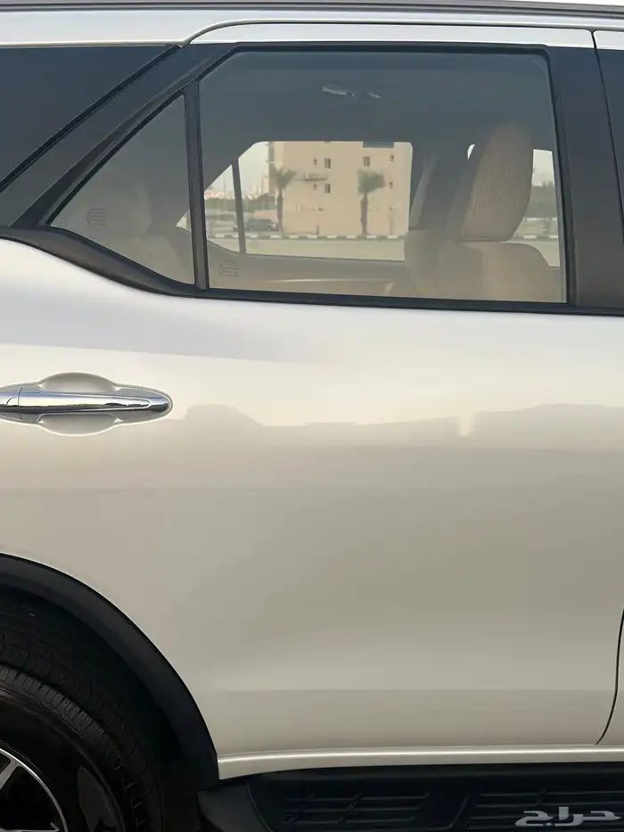 فورشنر 6 سلندر دبل (VX) 2023 ( بحالة الوكالة ) 15