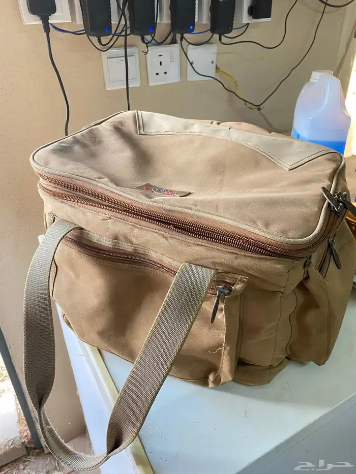 عزبه بر للبيع 0