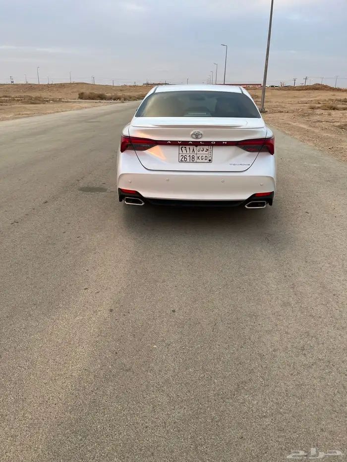 تويوتا افالون 7