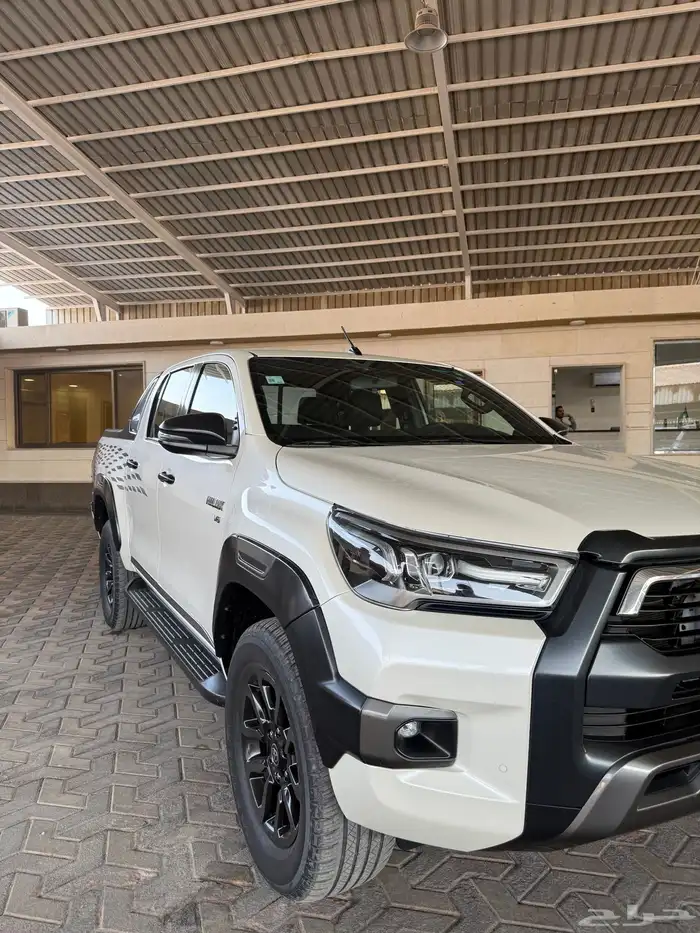 تويوتا هايلوكس دفنشر 6 سلندر موديل 2021 6