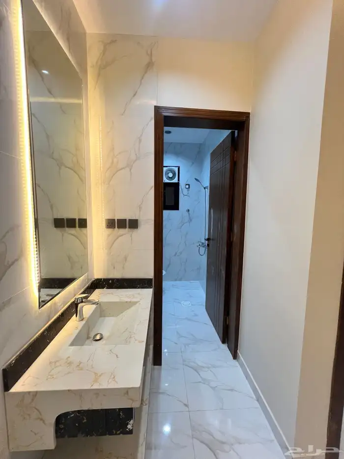 دور ارضي للبيع بمدخل سياره خميس مشيط حي النور بسعر 550 الف 12