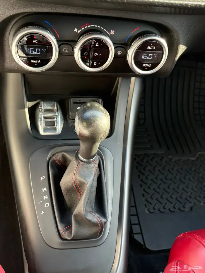 الفاروميو جوليتا 12