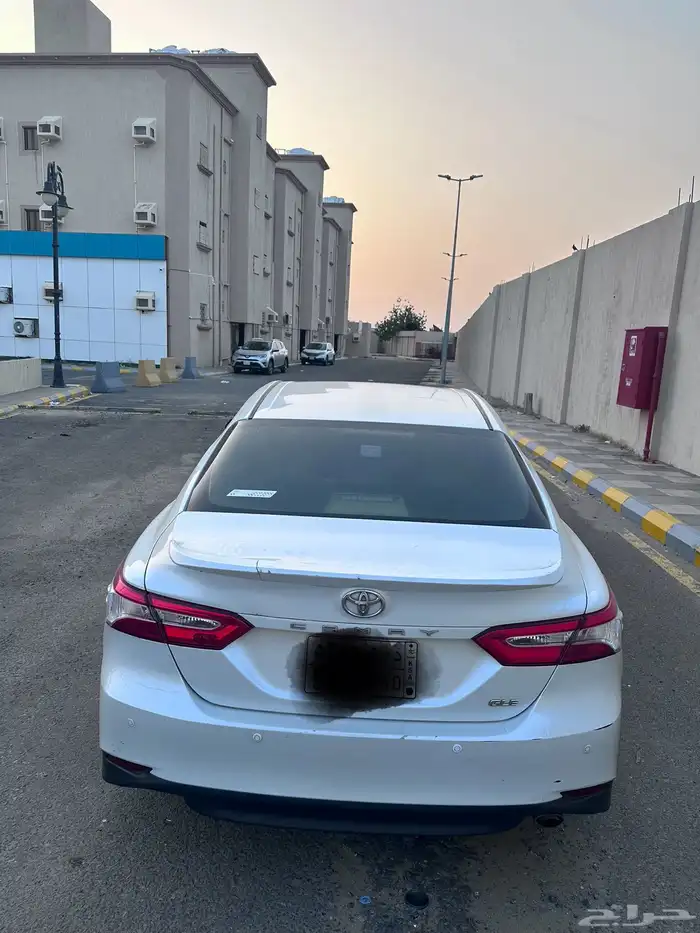 للبيع كامري موديل 2020 فل كامل 4 سلندر بودي بلد 3