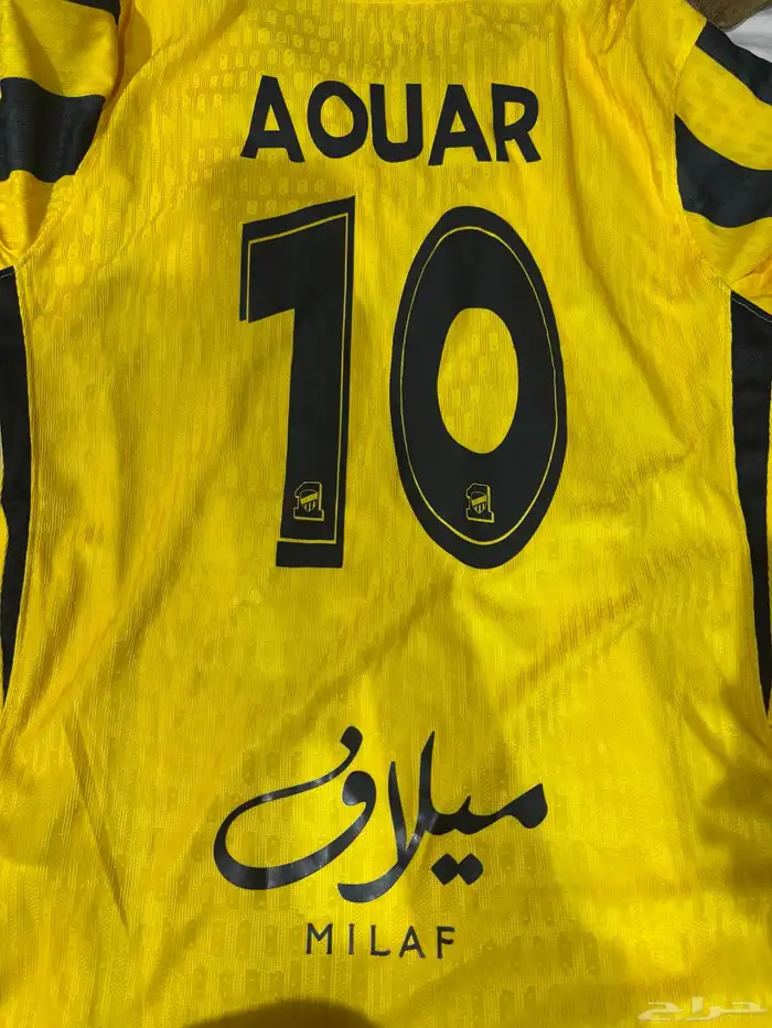 تيشيرت الاعب حسام عوار على السوم اقبل التبادل 0