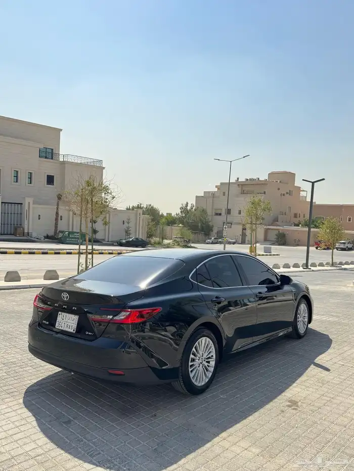 البيع كامري 25 7