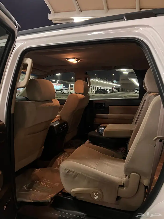 للبيع سكويا 2010 12