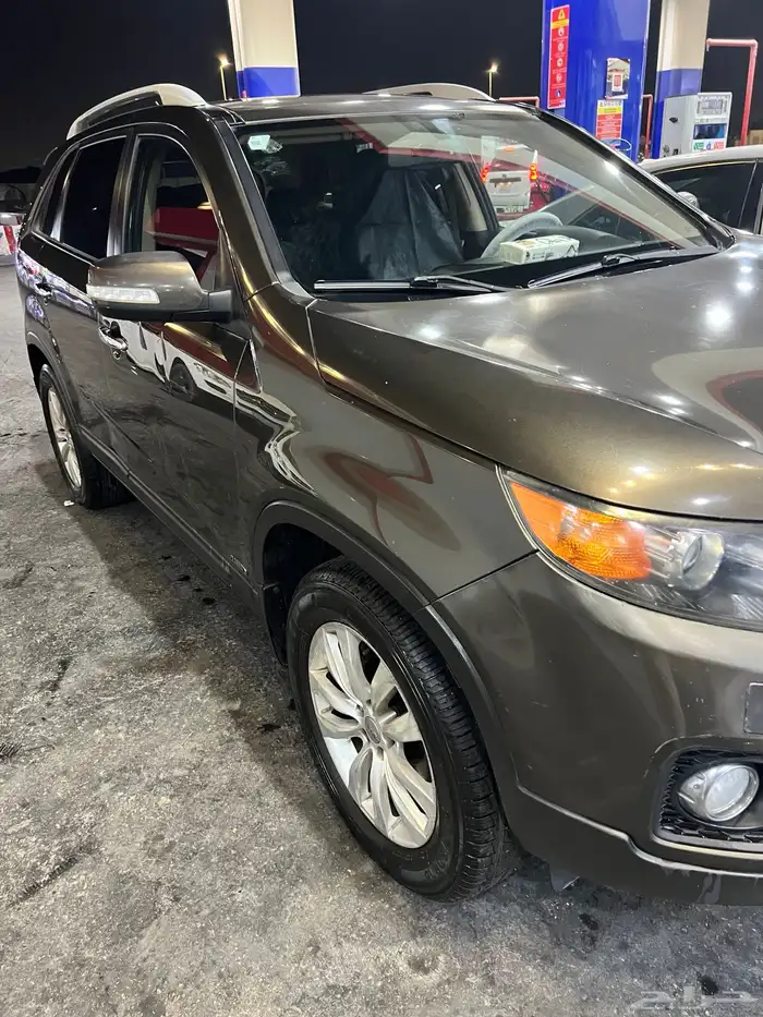 جيب سيرنتو. كيا البيع 2011 فل كامل 0