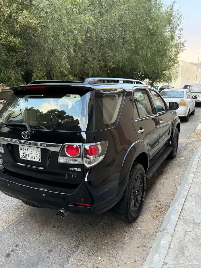 فورتشنر 2015 ( إصدار ستين عام ) 2