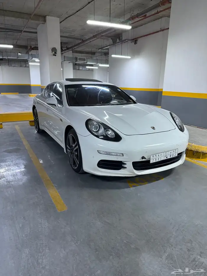 بورش بانيميرا 4S موديل 2014 7