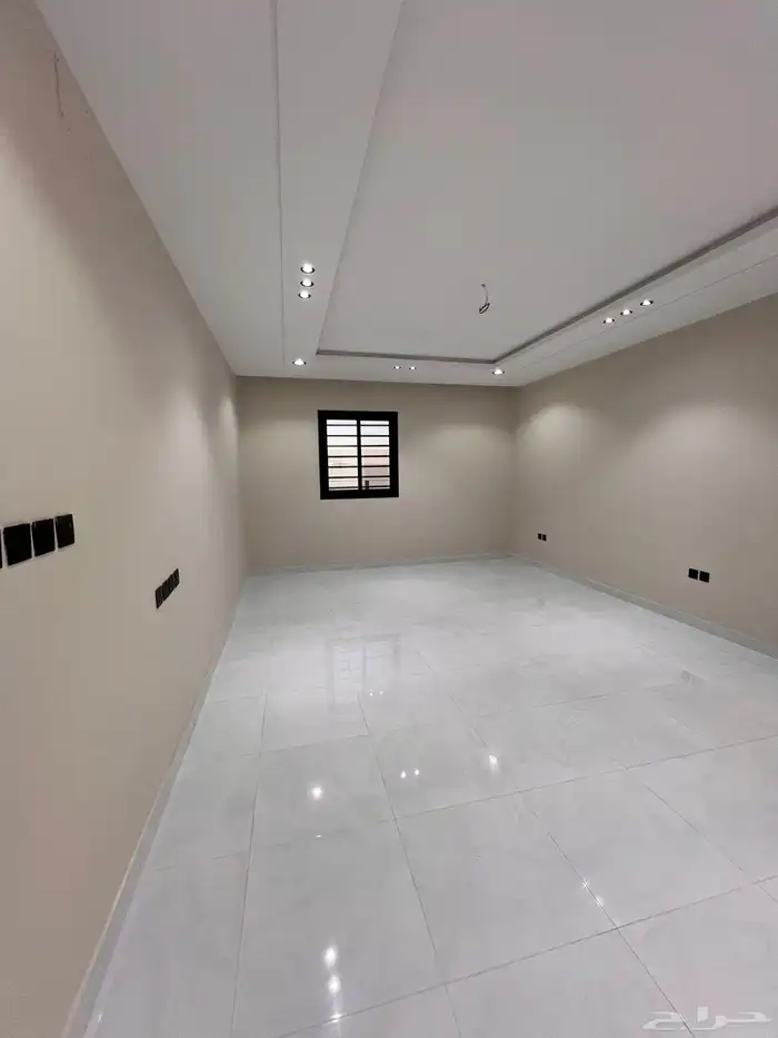 ادوار ارضيه وارواف علويه بالمحالة ابها قرب استاد المحالة 55