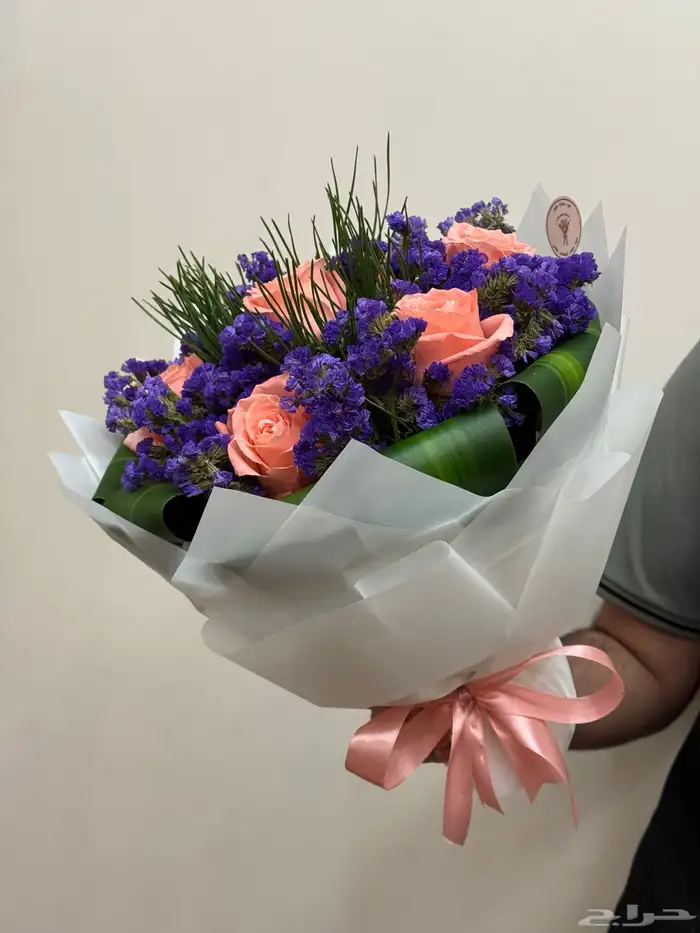 الوردة الذهبية ( ورد . كيك .شوكلاته ) خصم 30 40