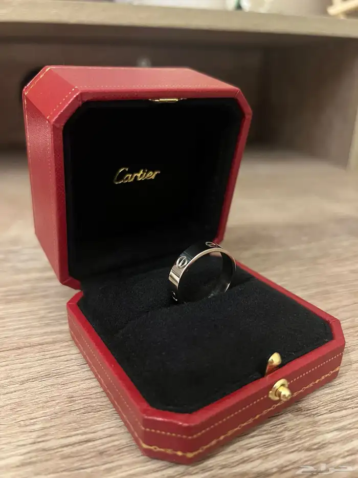 خاتم ذهب ابيض كارتير رجالي (اصلي) 0