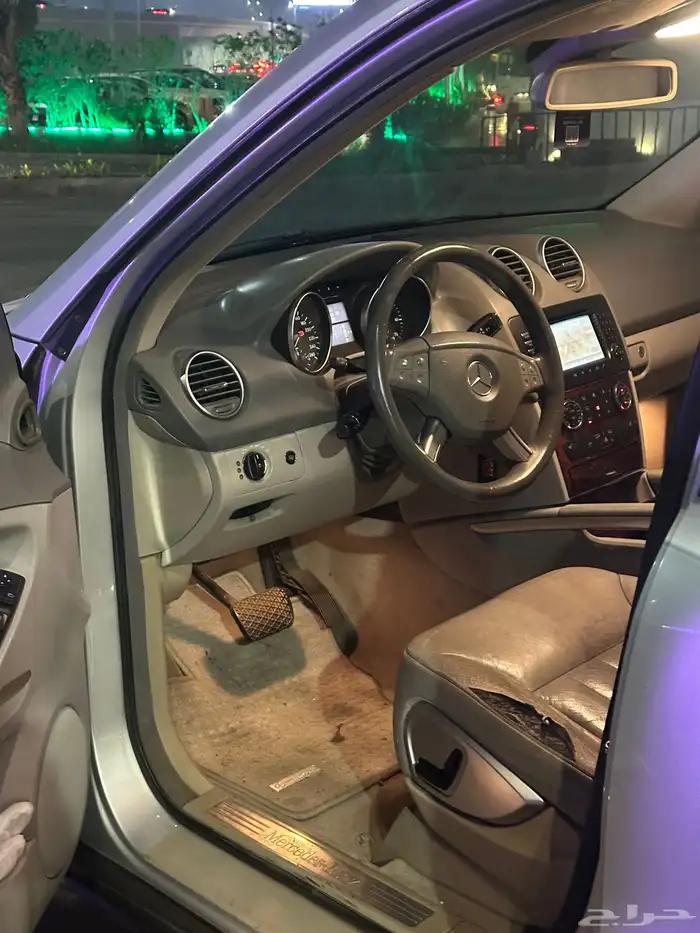 للبيع او البدل مرسديس ام ال قمة النظافه 350 3