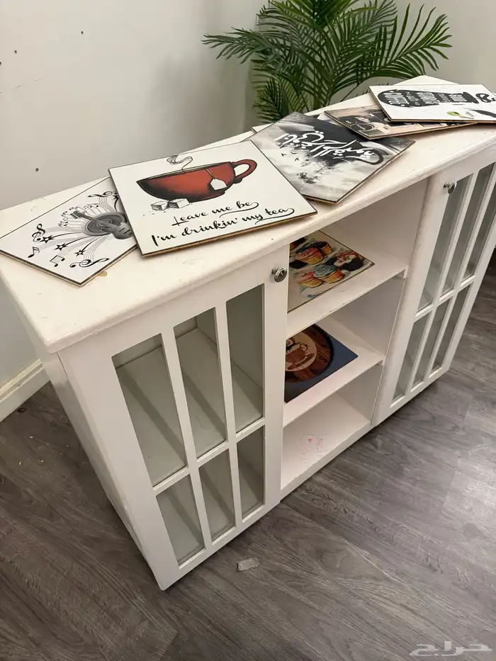 طاوله كوفي مع لوحات خشبيه 0