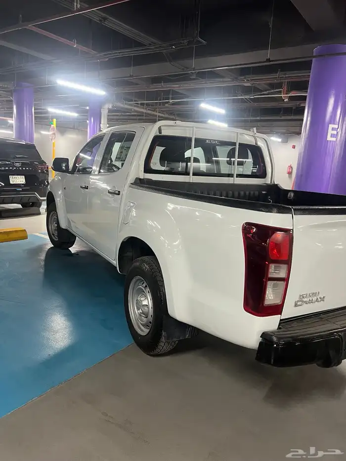 ايسوزو ديماكس غمارتين 2023 4