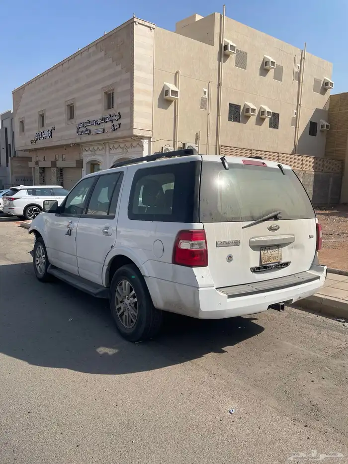 جيب اكسبيدشن لون ابيض 2012 4