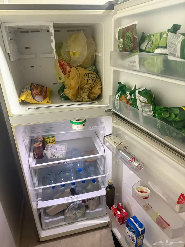 ثلاجة سامسونج نظيفه للبيع تبريد ممتاز استخدام بسيط 2