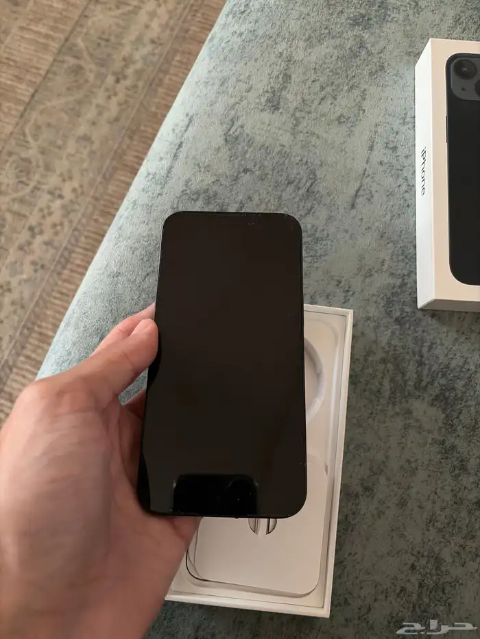 ايفون 13 عادي 128 للبيع 1