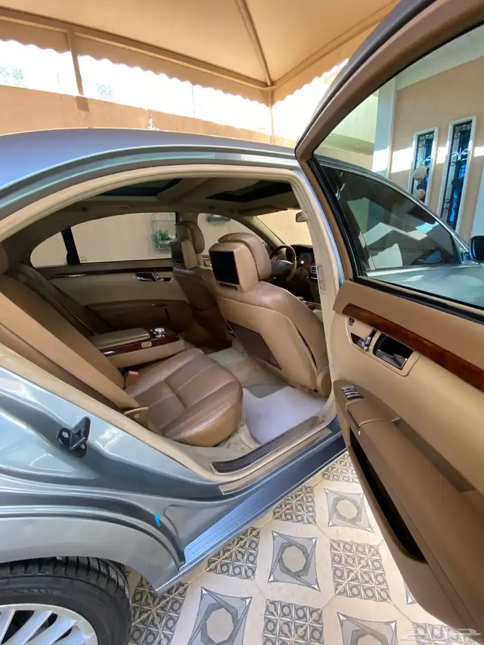 مرسيدس بانوراما 9