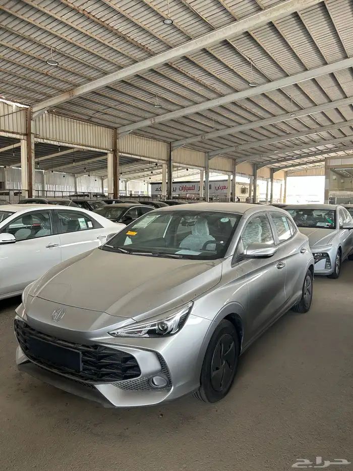 ام جي ثري ستاندر 2023 0