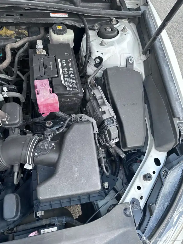 للبيع كامري موديل 2020 فل كامل 4 سلندر بودي بلد 6