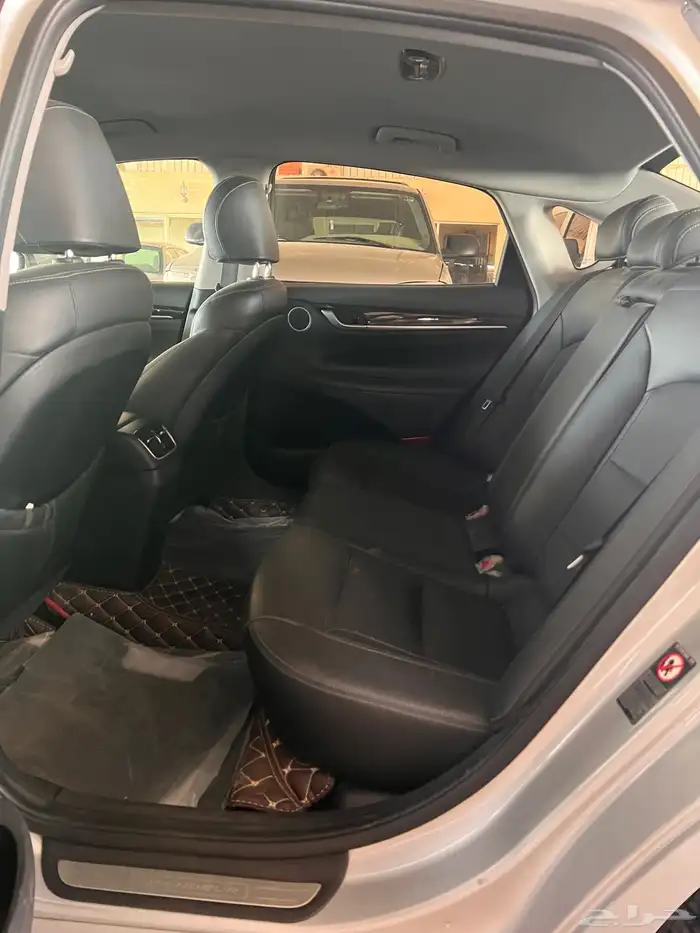 هونداي ازيرا جراندر 5