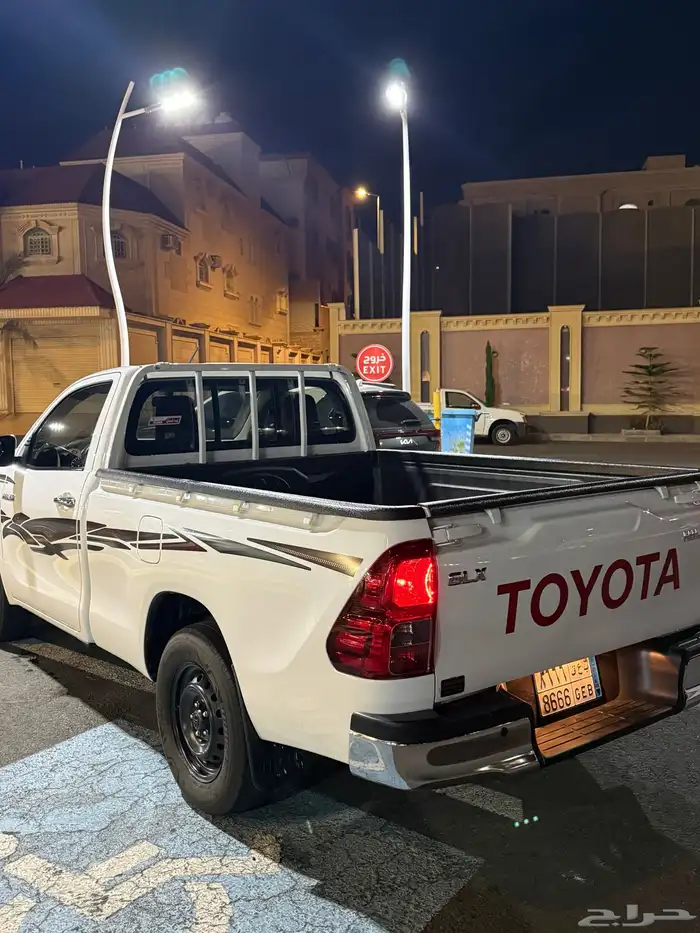 هايلوكس 2022 بنزين غماره فل كامل 3