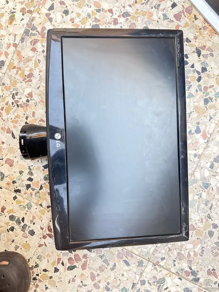 شاشة كميوتر شاشات كمبيوتر حاسب مكتبي 6