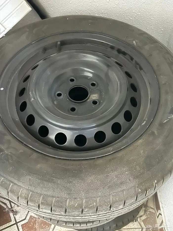 4 جنوط كامري حديد أستخدام قليل مع 3 كفرات جدد 2024-2023 1