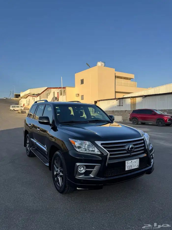 لكزس 2015 اسود عداد قليل 0