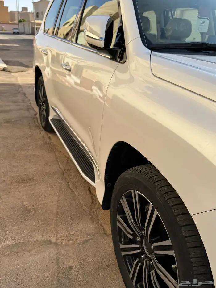 جيب لكزس 2018 مخزن 14