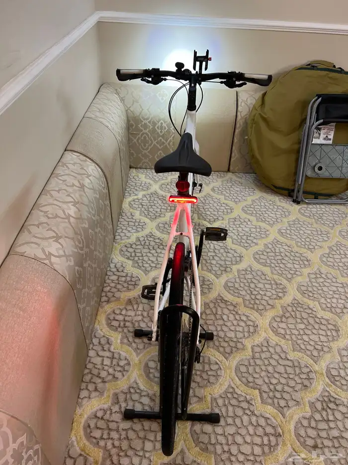 دراجة تريك TREK هجين FX3 D 8