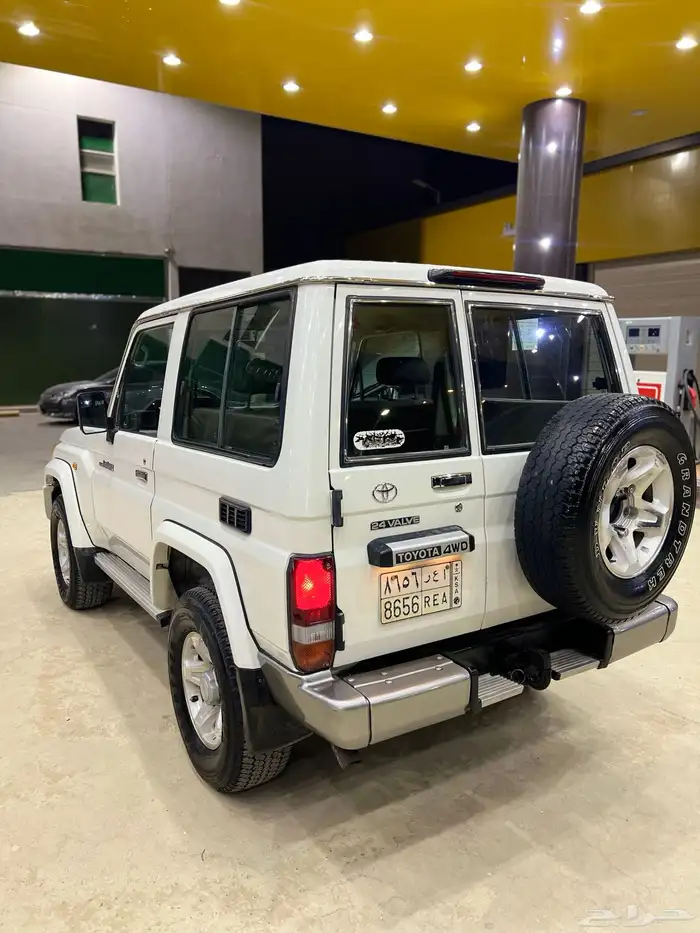 جيب ربع 2009 رفرف (( تم البيع )) 9