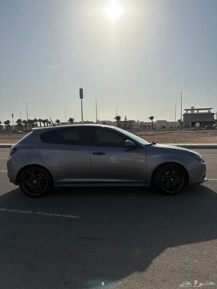 الفاروميو جوليتا 2