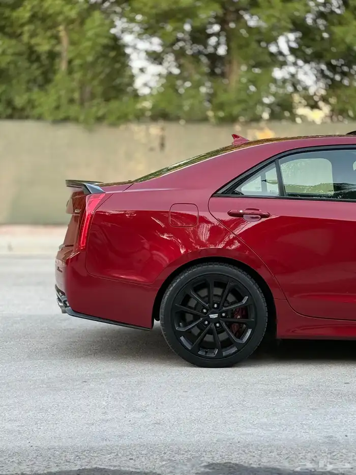 كاديلاك ATS-V قمة النظافة بحالة الجديد 6