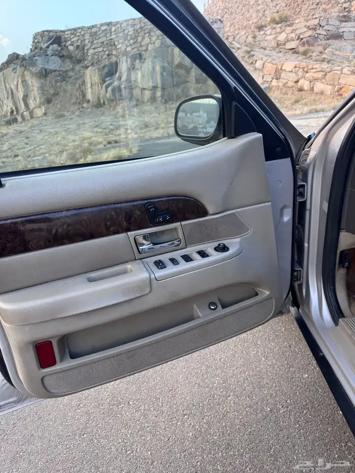 فورد قراند ماركيز 4