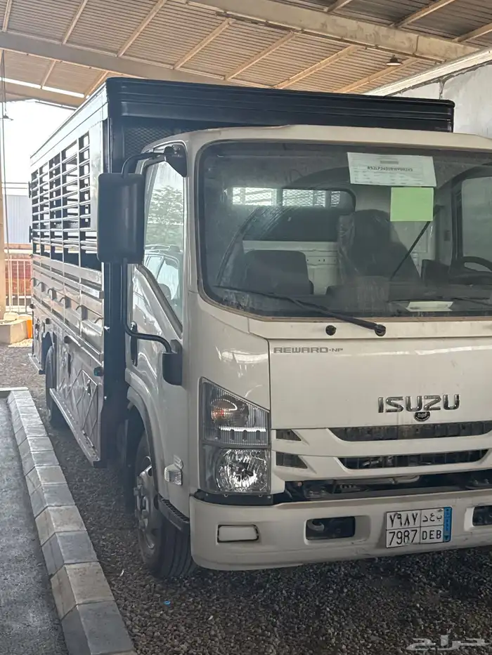 ايسوزو دينه اصفار 5 طن مكينه كبير للبيع 0