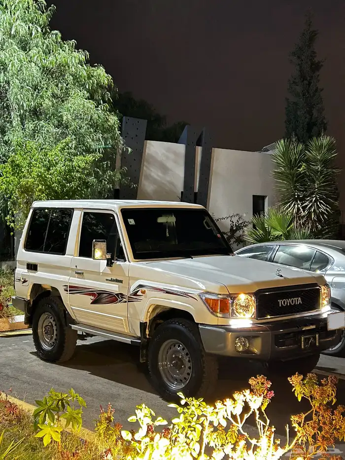 ربع تويوتا مخزن 2