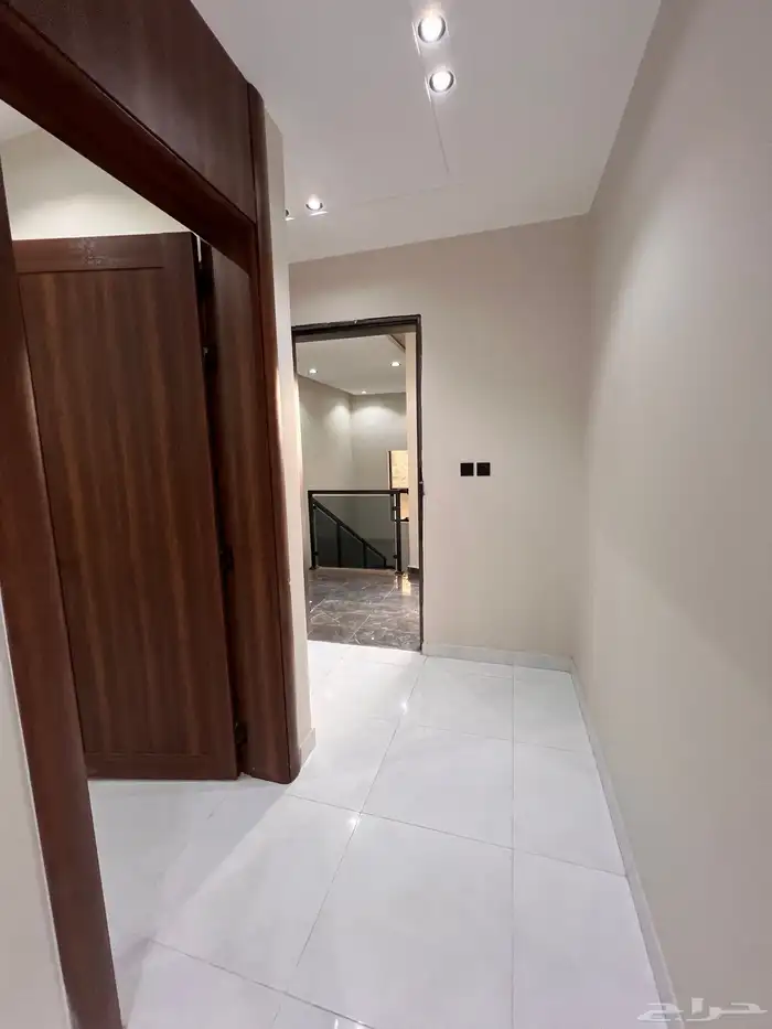 ادوار ارضيه وارواف علويه بالمحالة ابها قرب استاد المحالة 52