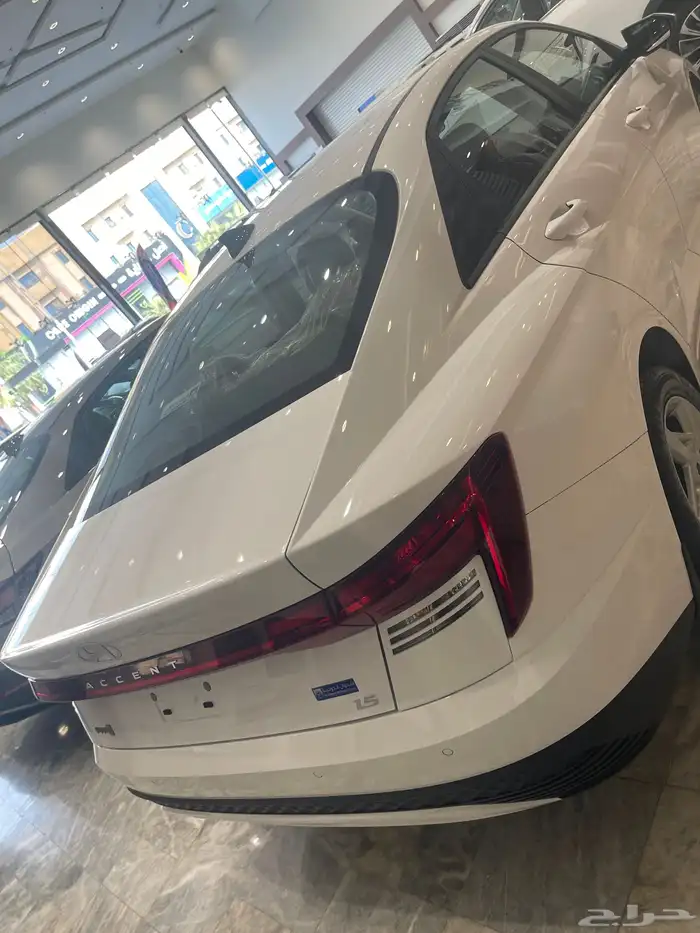 اكسنت فليت 2