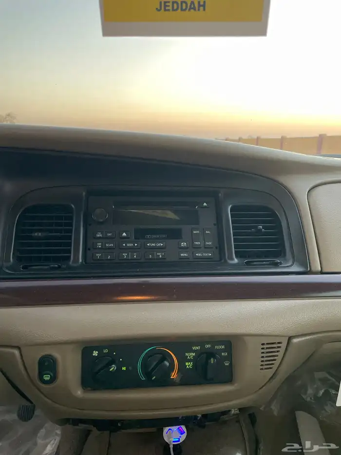 للبيع فورد فكتوريا 2011 سعودي 15